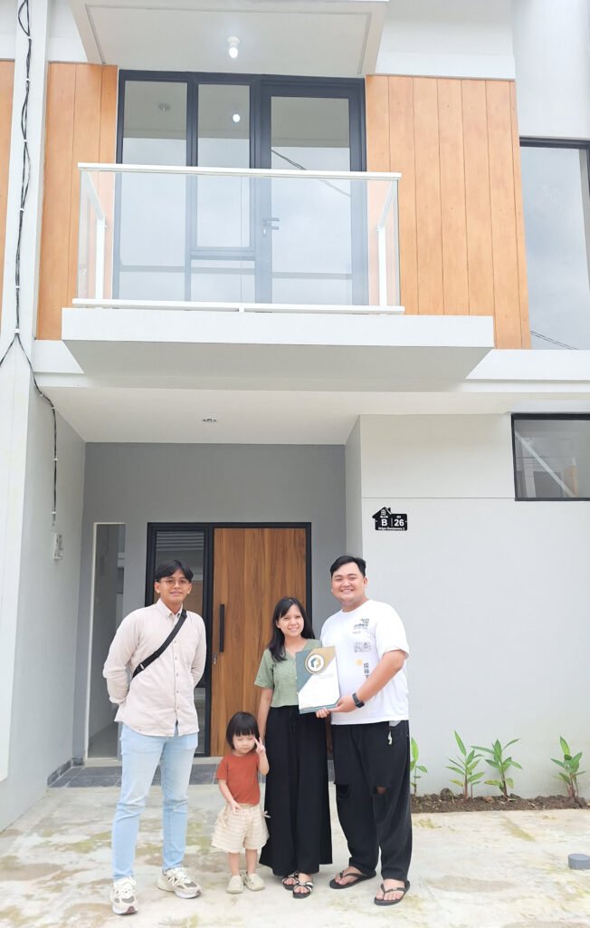 Serah Terima Kunci Griya Daniswara