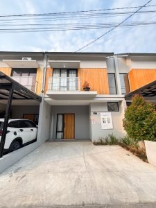 Rumah 2 Lantai Griya Daniswara