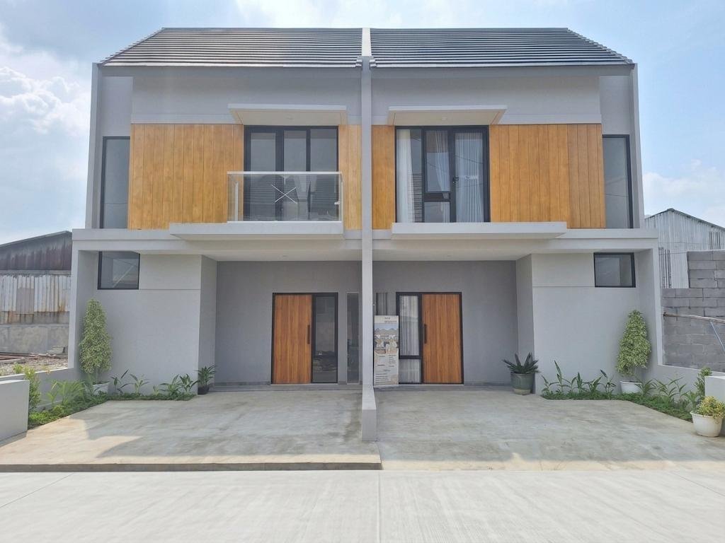 Rumah 2 Lantai Griya Daniswara